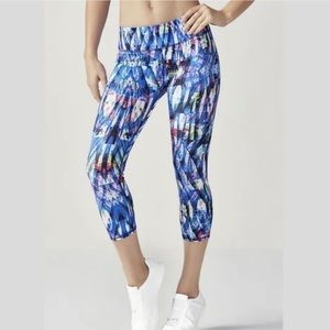 FABLETICS Salar Printed Powerhold Capri Leggings